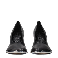 Burberry Pointed Leather Pump — Black